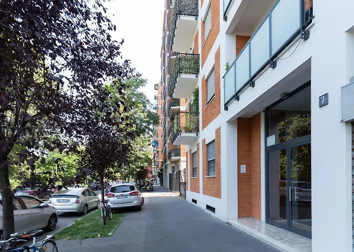 GuestHost - Piazza Tripoli Bright Apartments